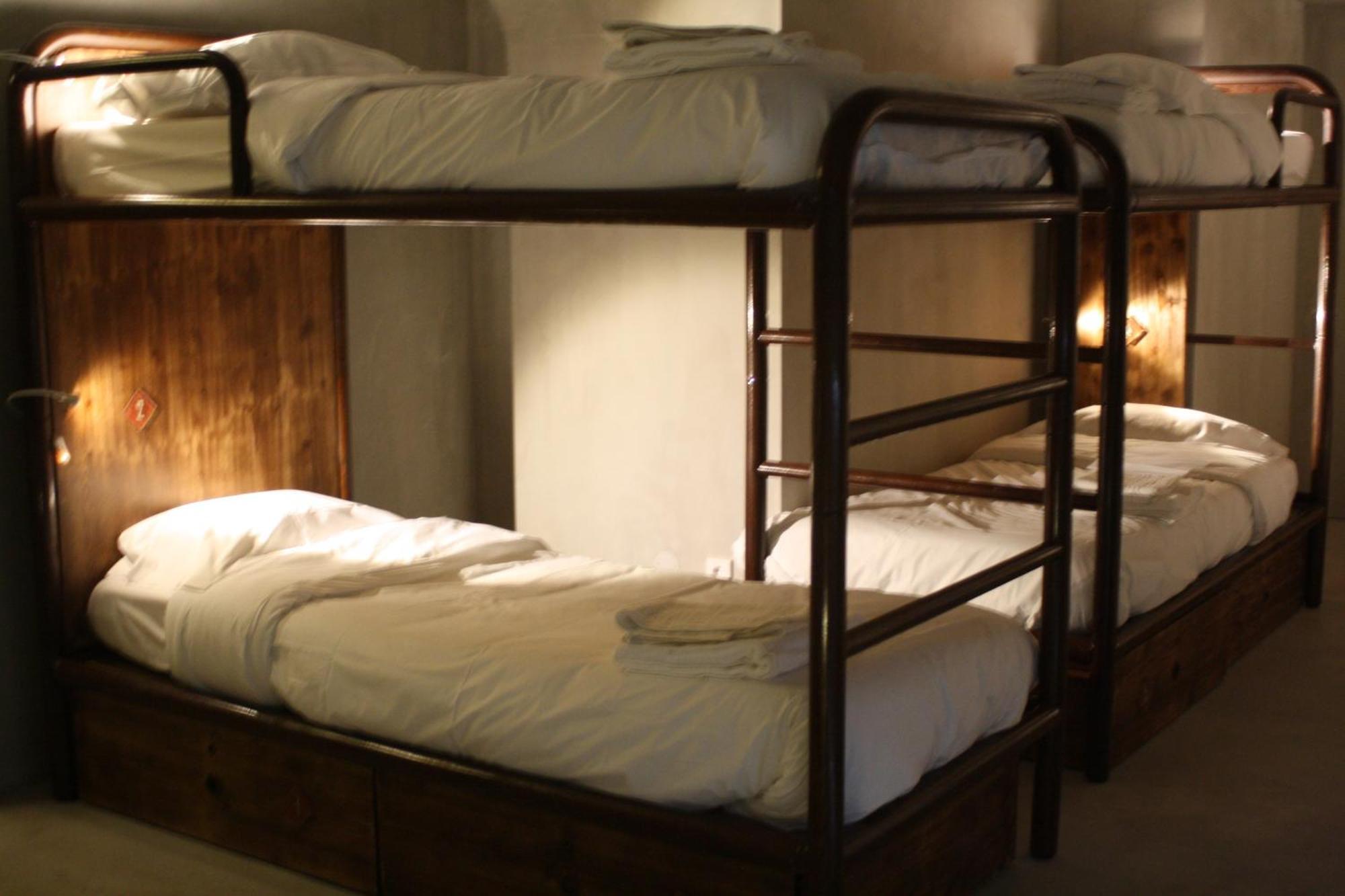 N1 Hostel Apartments And Suites Santarém 部屋 写真