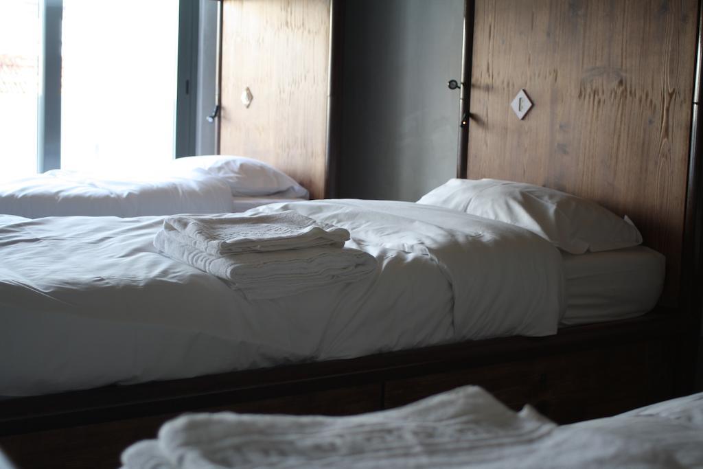 N1 Hostel Apartments And Suites Santarém 部屋 写真