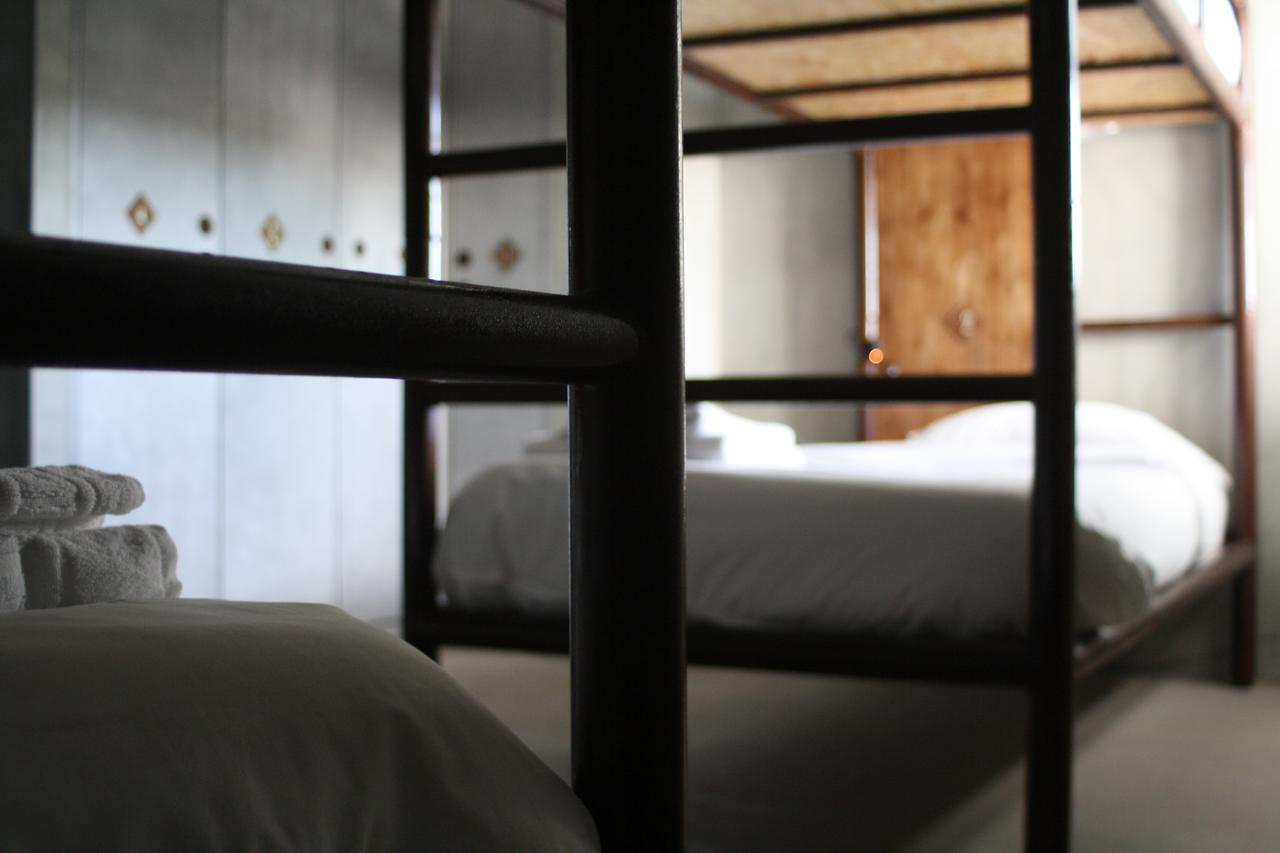 N1 Hostel Apartments And Suites Santarém エクステリア 写真