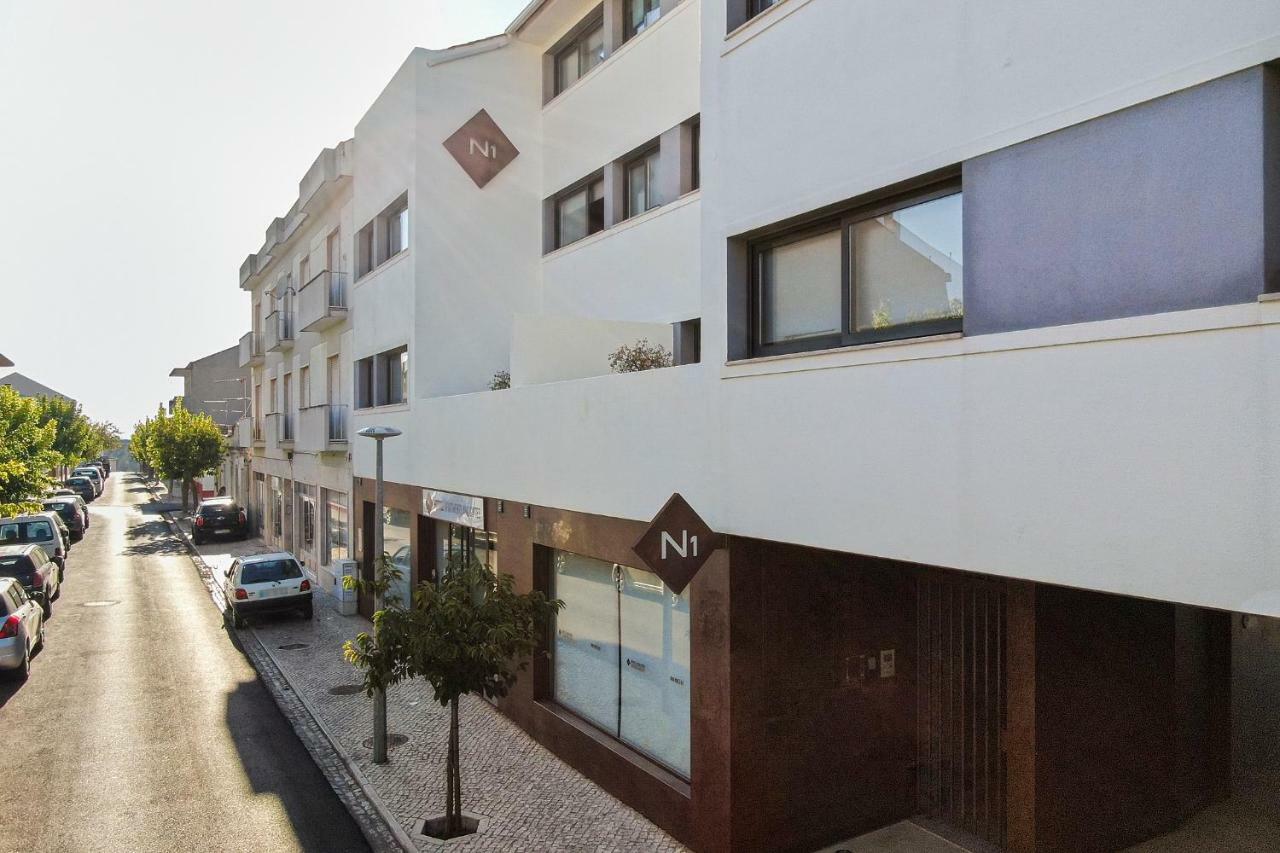 N1 Hostel Apartments And Suites Santarém エクステリア 写真