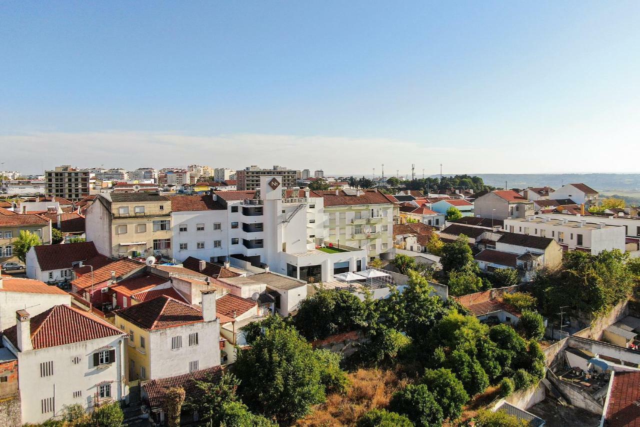 N1 Hostel Apartments And Suites Santarém エクステリア 写真
