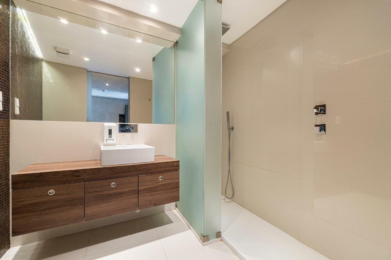N1 Hostel Apartments And Suites Santarém エクステリア 写真