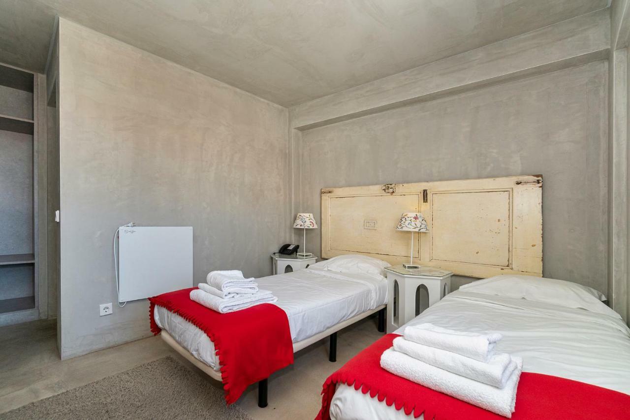 N1 Hostel Apartments And Suites Santarém エクステリア 写真