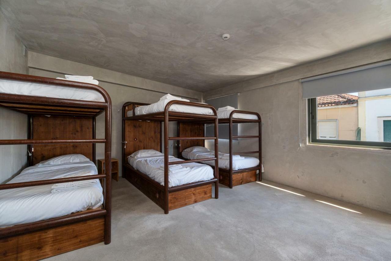 N1 Hostel Apartments And Suites Santarém エクステリア 写真