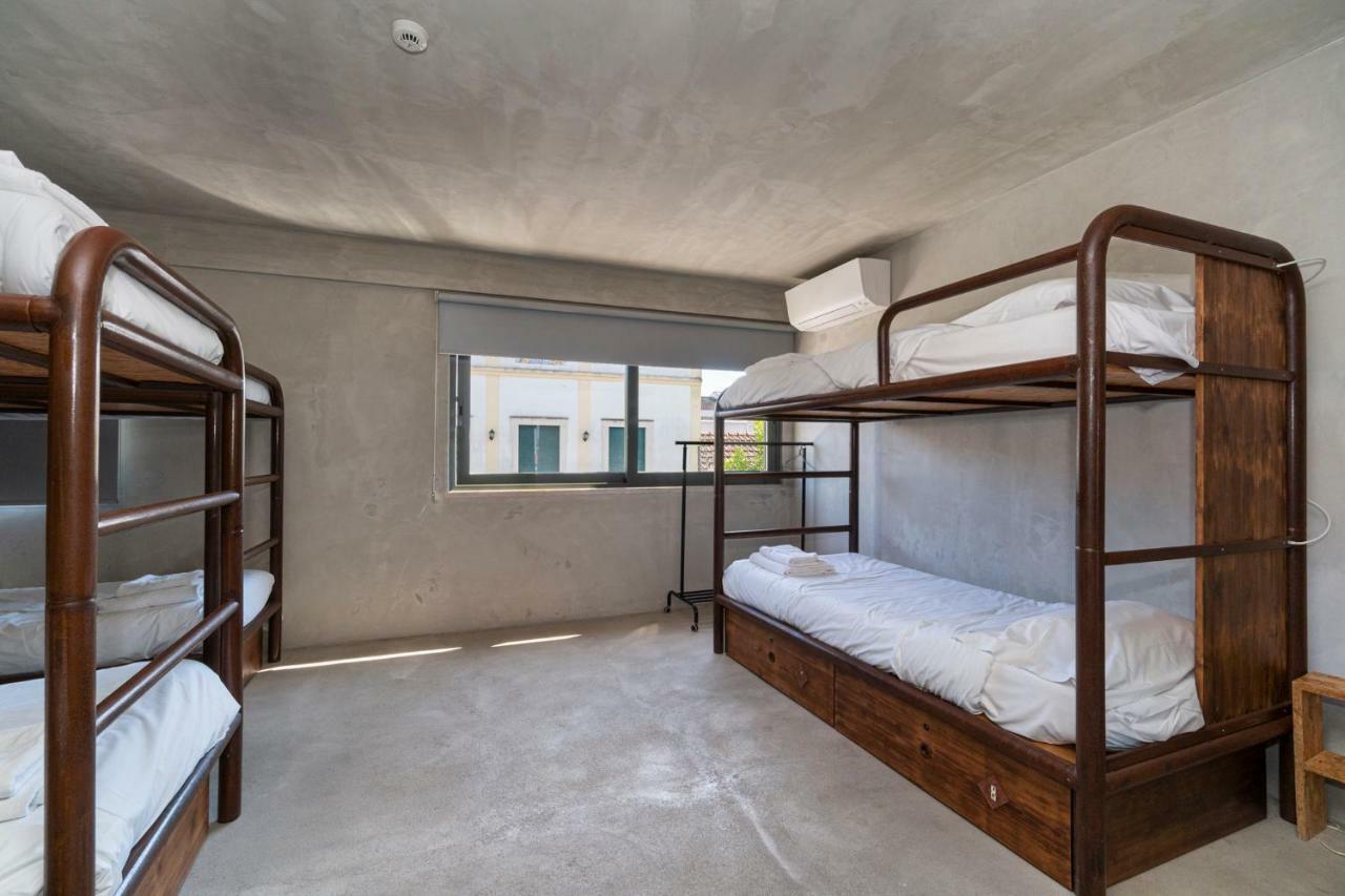 N1 Hostel Apartments And Suites Santarém エクステリア 写真